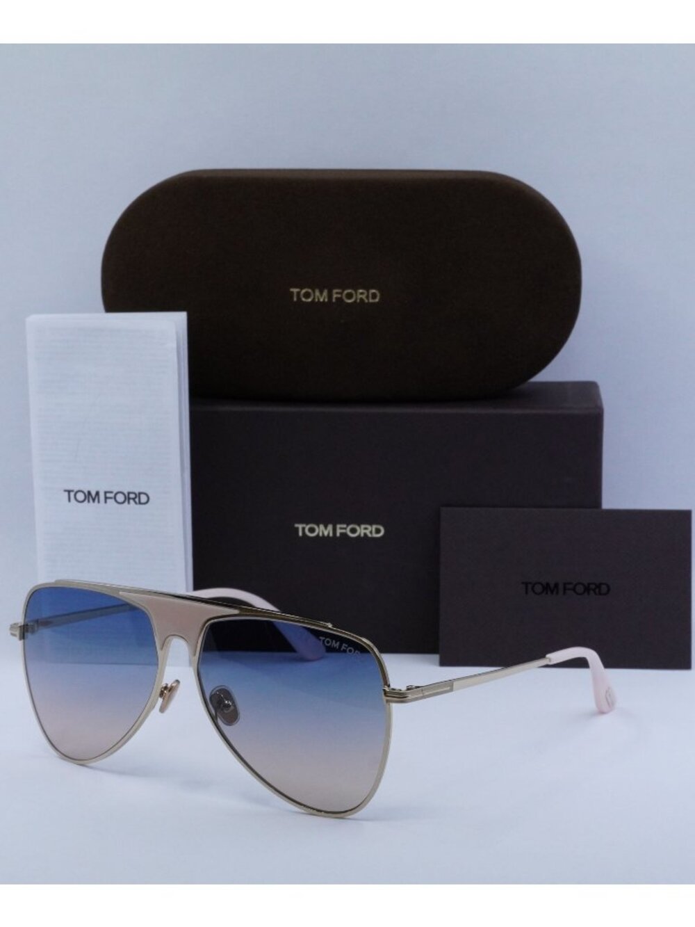 Tom Ford Ethan FT0935 28W Aviator Sunglasses - Rose Gold \ Gradient Blue